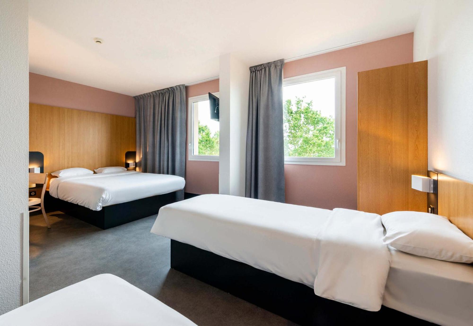 B&B Hotel Nantes 사브네 외부 사진