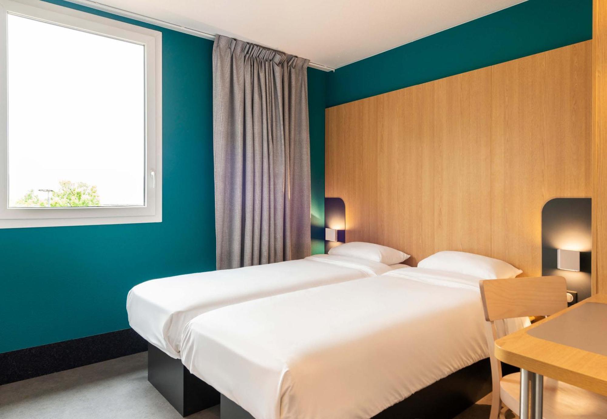 B&B Hotel Nantes 사브네 외부 사진